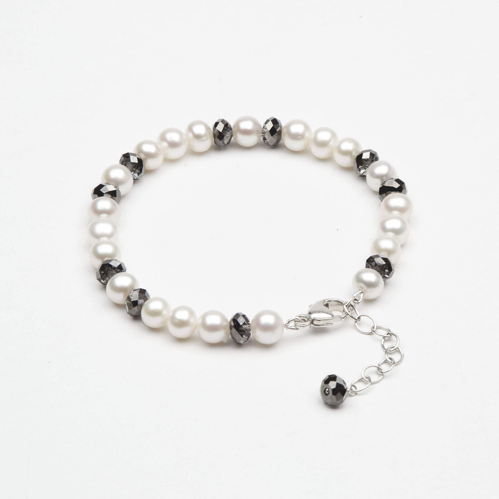 Amazon.com: 5mm black freshwater pearl bracelet with sterling silver seed  beads, white gold plated lobster hook, 7.5 inches june birthstone gift for  her, uniquelan jewelry : Handmade Products